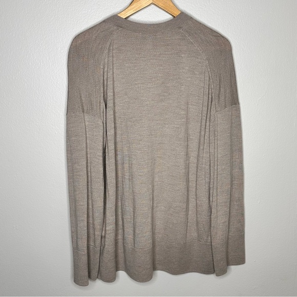 COS Merino Wool V-Neck Sweater - Picture 13 of 15